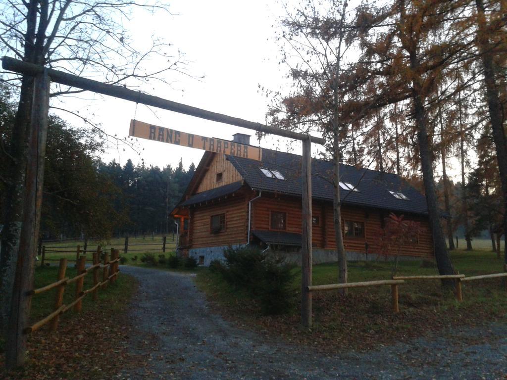 Penzion-Ranc U Trapera Hrabusice Exterior photo